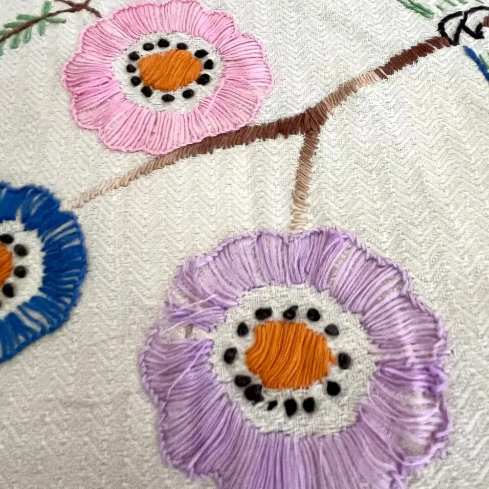 Vintage Embroidered Table Runner Vanity / Dresser Scarf Parrot Floral Lace Trim